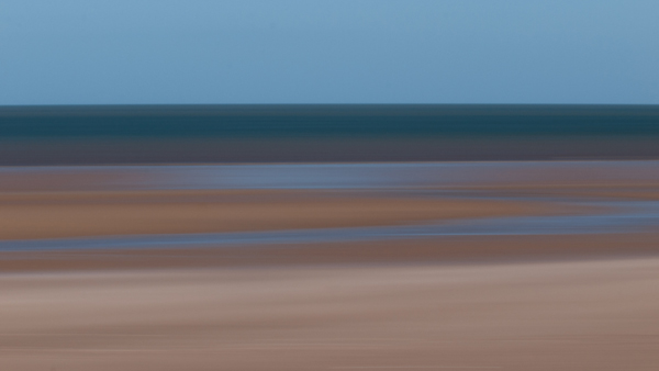 » Eye 4 Photography Beach abstraction presented in a 16:9 format