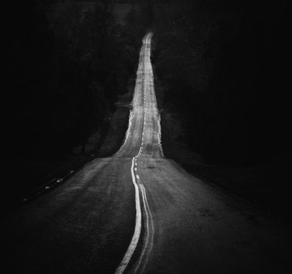 Leading Lines in Photography: The Essential Guide