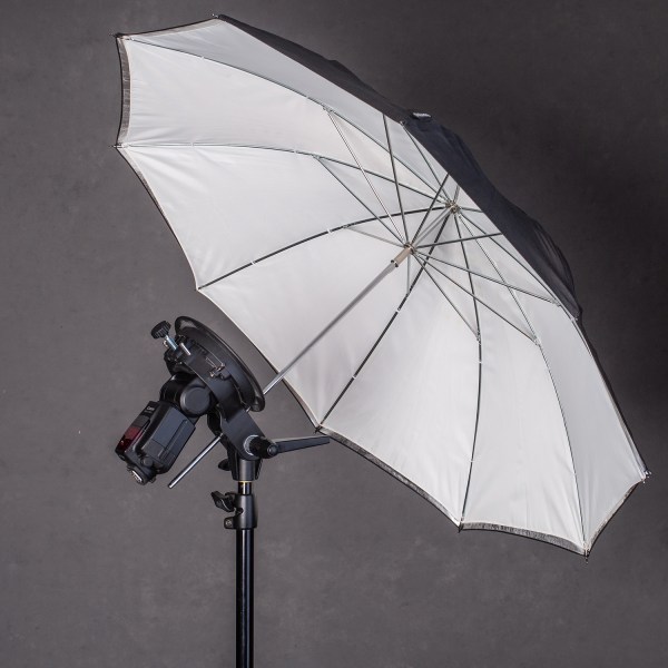 » Eye 4 Photography white umbrella studio lighting photography