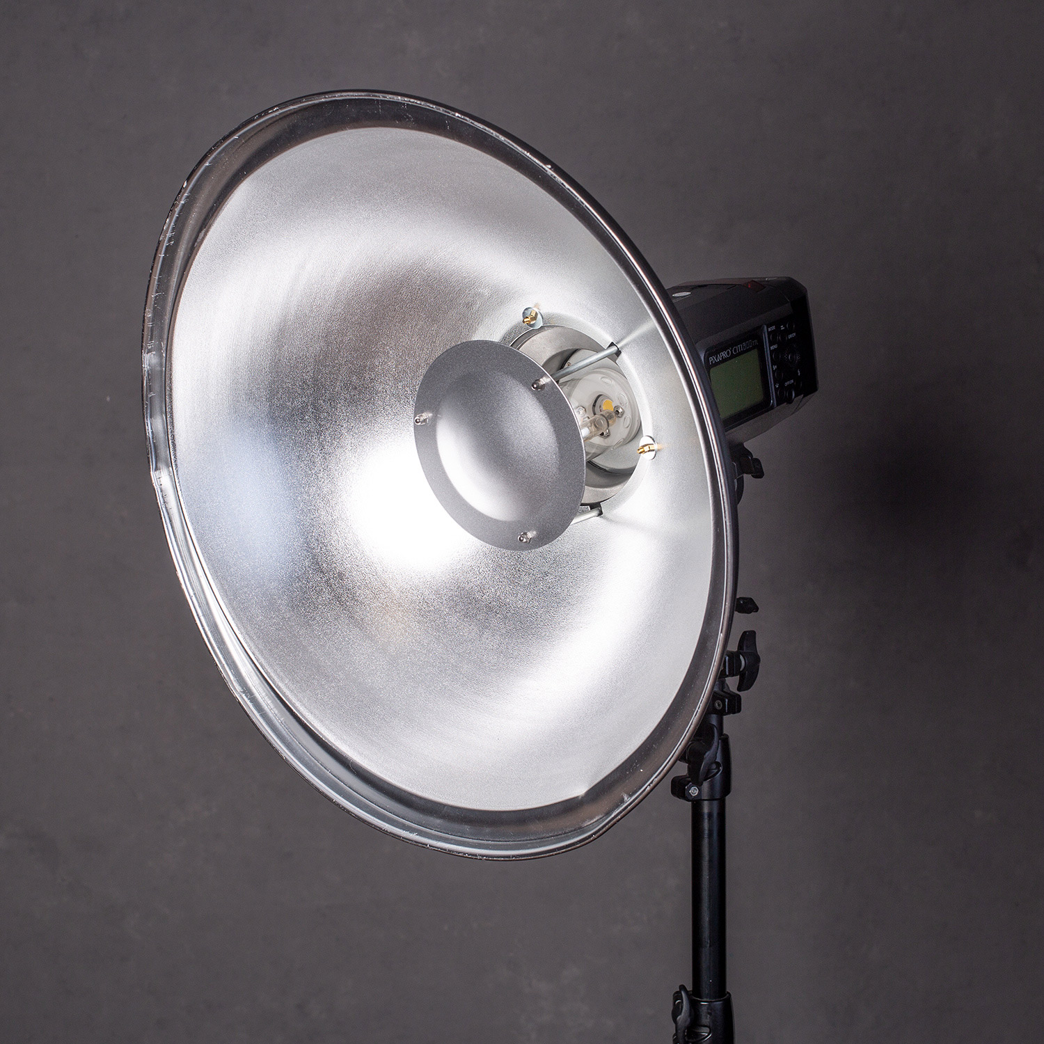 » Eye 4 Photography beauty dish for portrait photography