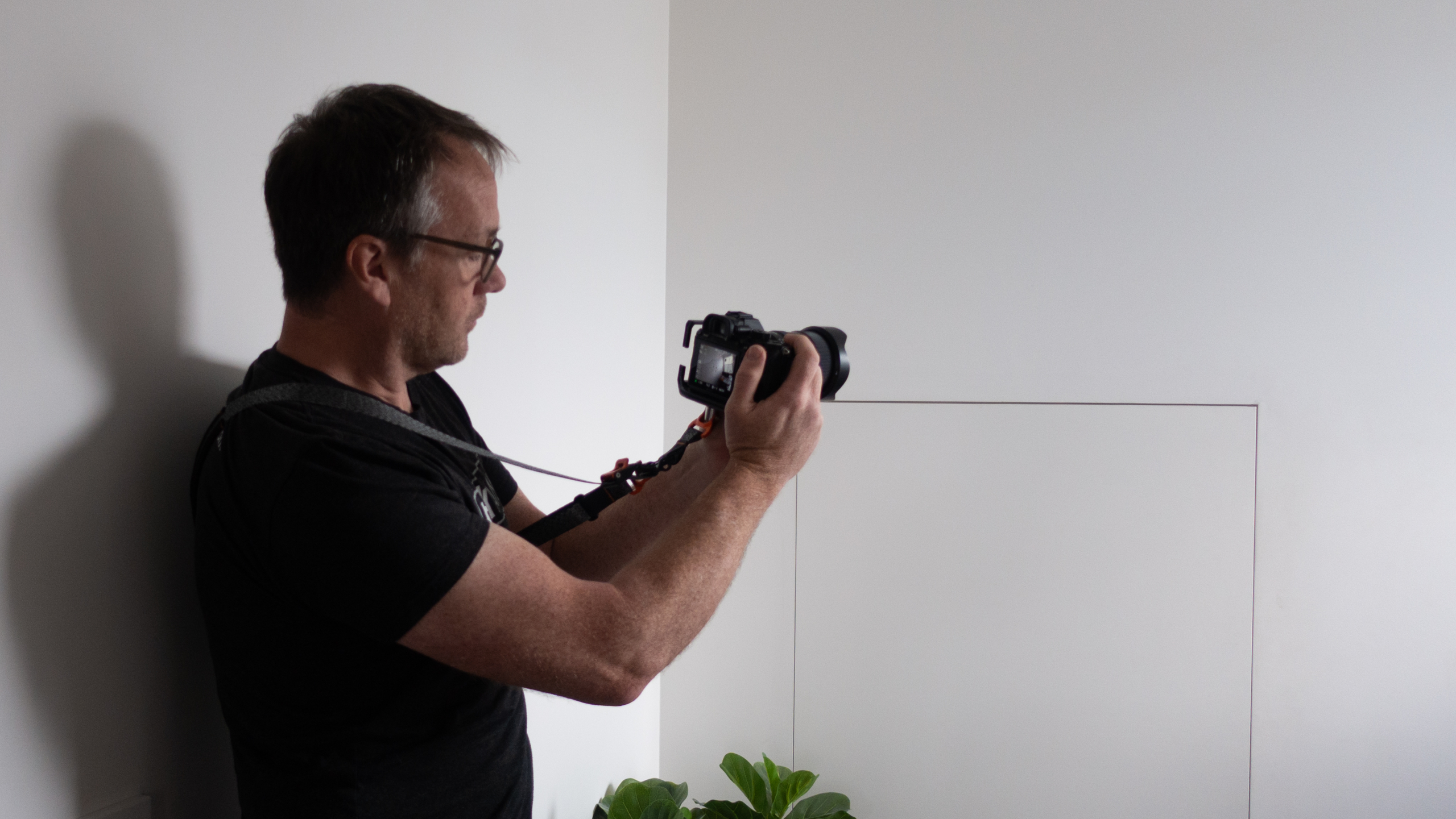 » Eye 4 Photography 3 Legged Thing Unveils Axis Strap System on Kickstarter