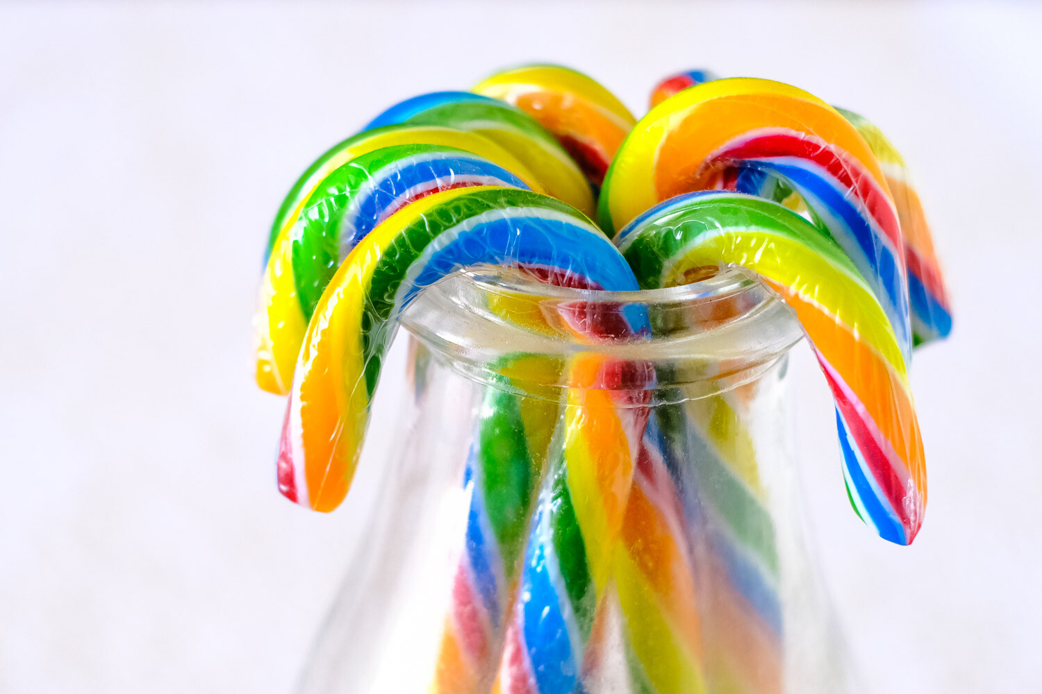» Eye 4 Photography Bright coloured candy canes